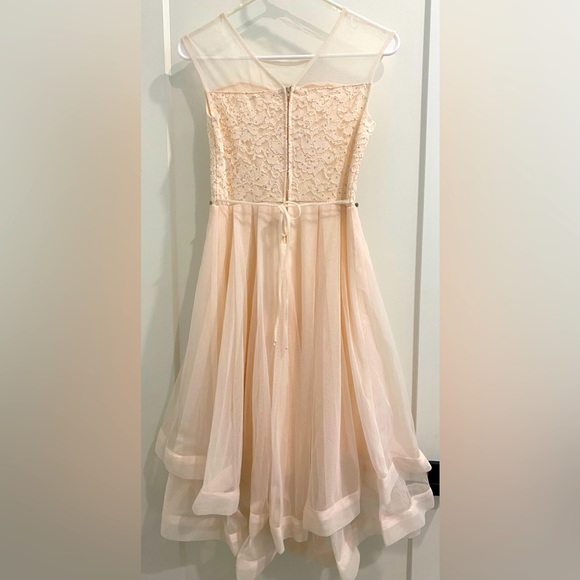 🌺HOST PICK🌺 Speechless Blush Layered Tulle and Lace Dress |Size 14 girls - Picture 4 of 12